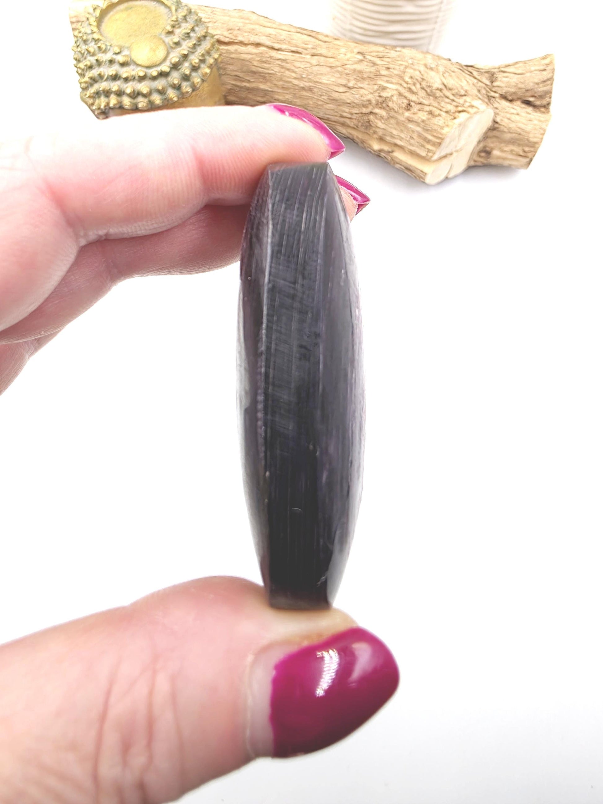 Purple Mica Palm Stone - Insight & Transformation Healing Crystal, 70g