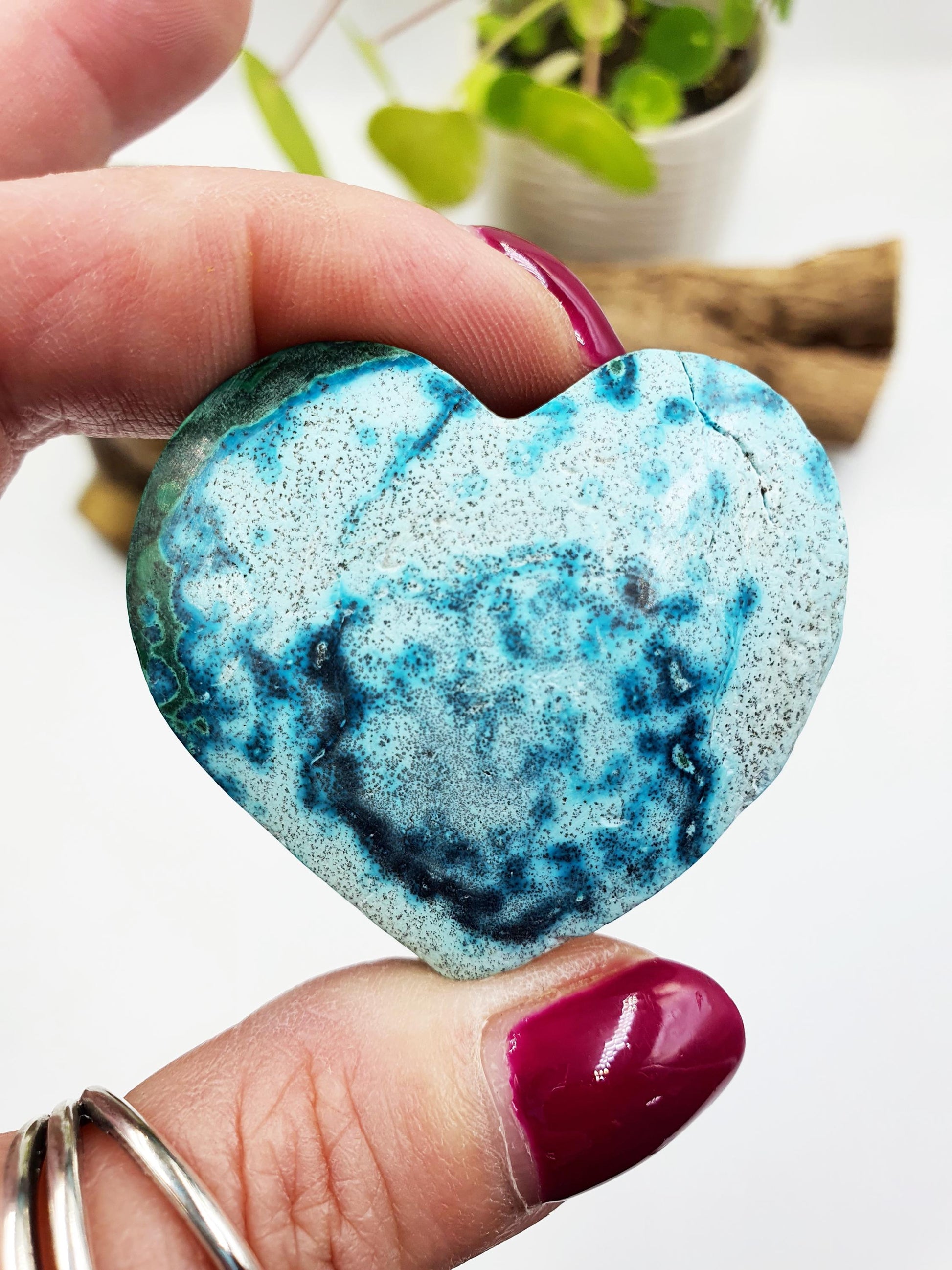 Chrysocolla & Malachite Crystal Heart – Healing, Transformation and Emotional Balance Crystal Heart Carving, 55g