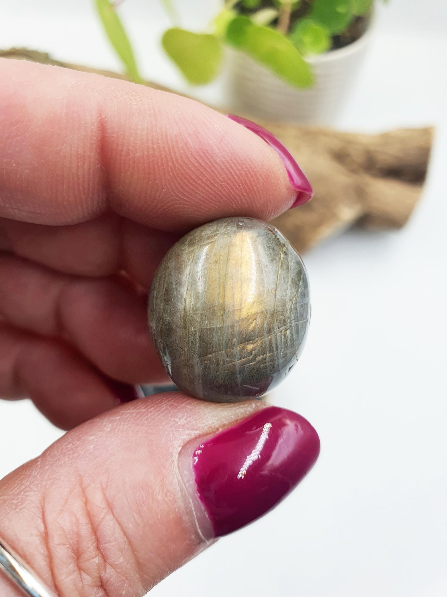 Labradorite Tumble Stones – Intuition, Protection & Transformation Healing Crystals, approx 2-3cm