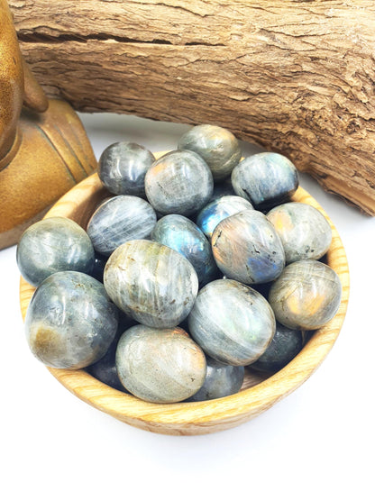 Labradorite Tumble Stones – Intuition, Protection & Transformation Healing Crystals, approx 2-3cm