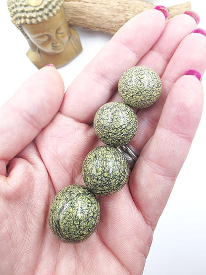 Serpentine Mini Crystal Sphere – Healing, Protection & Emotional Balance Gemstone, 20mm