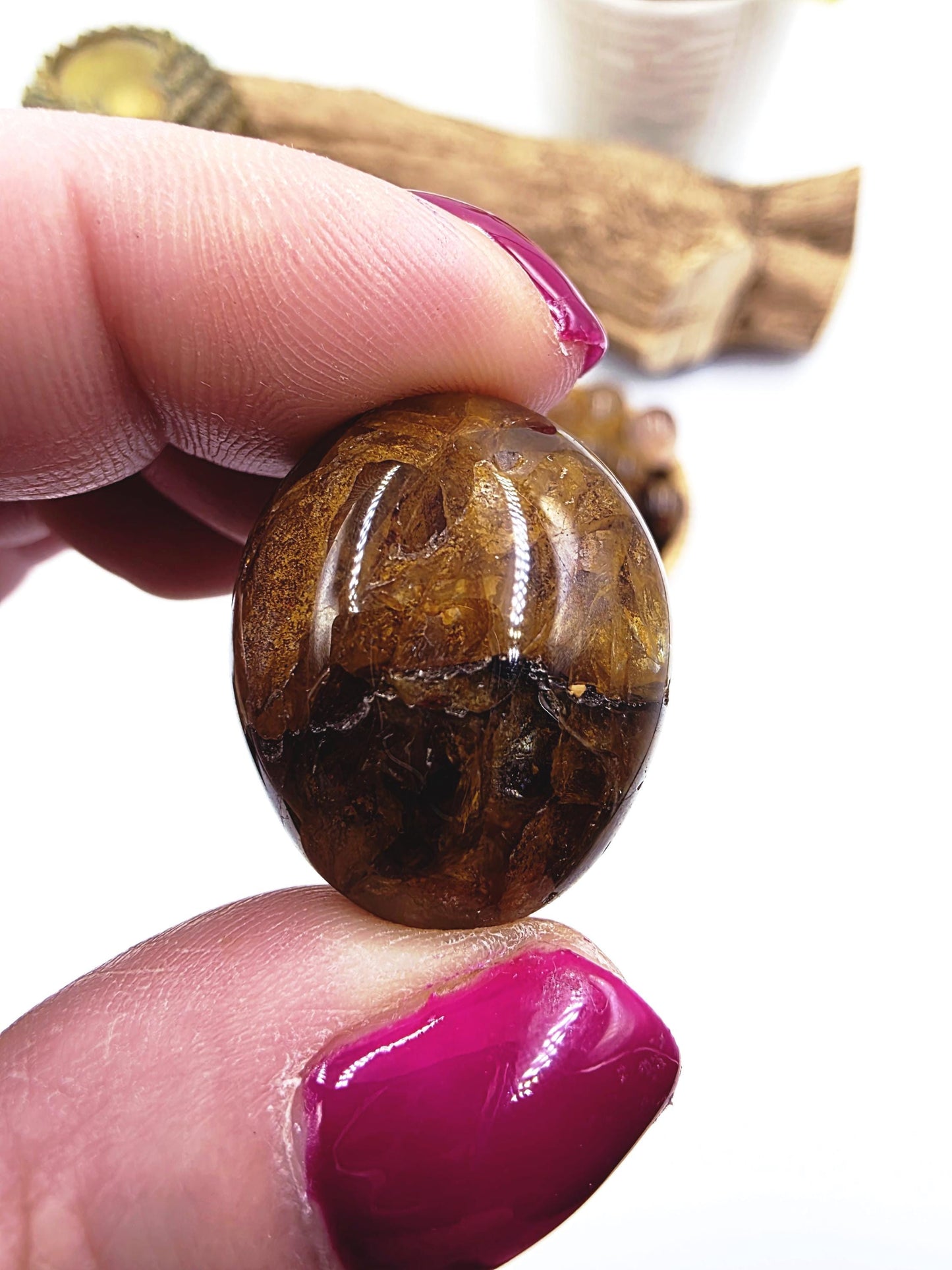 Golden Healer Quartz Tumble Stone – Energy Healing, Positivity & Spiritual Renewal Crystal, approx 2cm