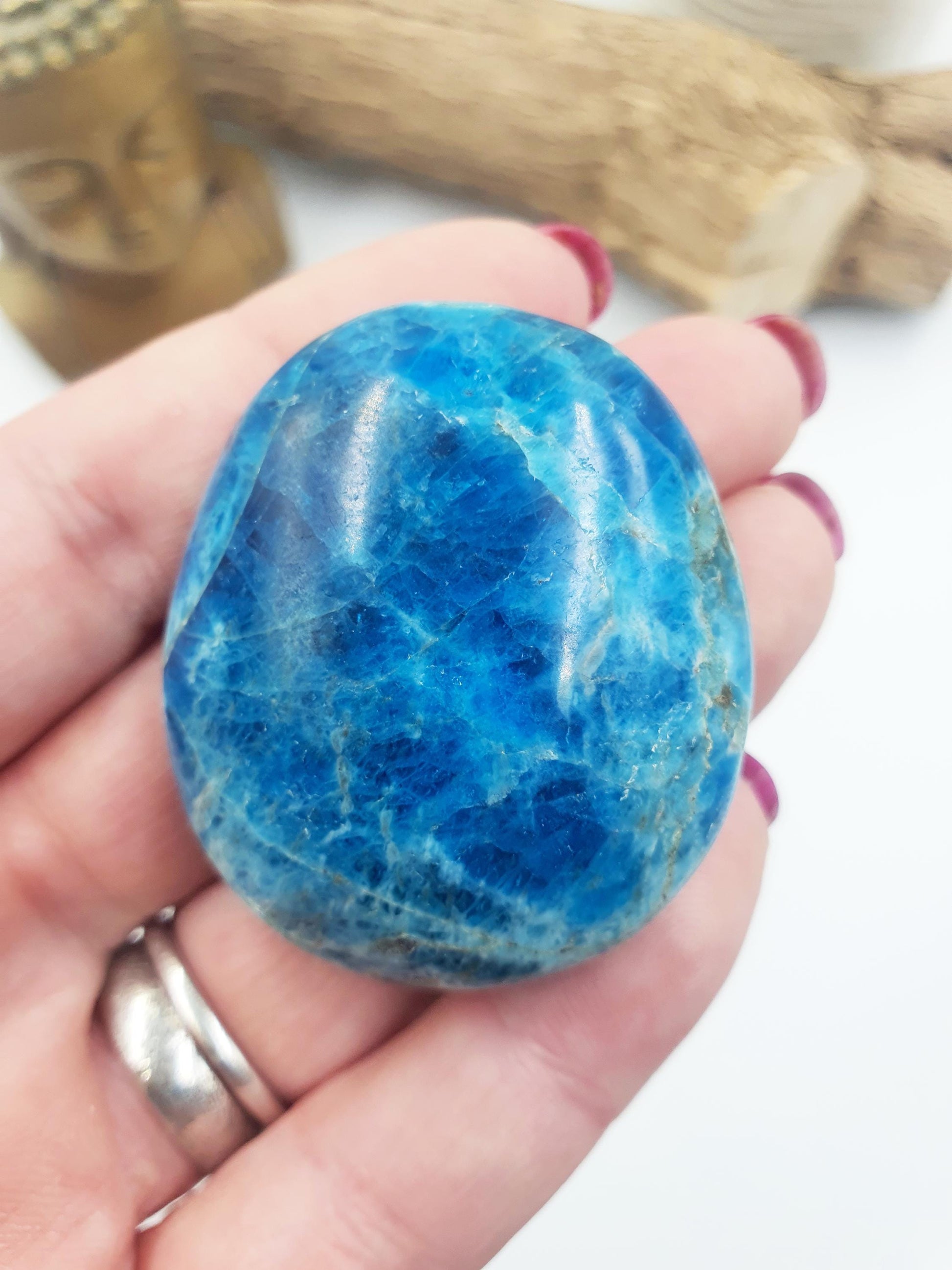 Blue Apatite Palm Stone - Motivation & Focus Healing Crystal - 65g