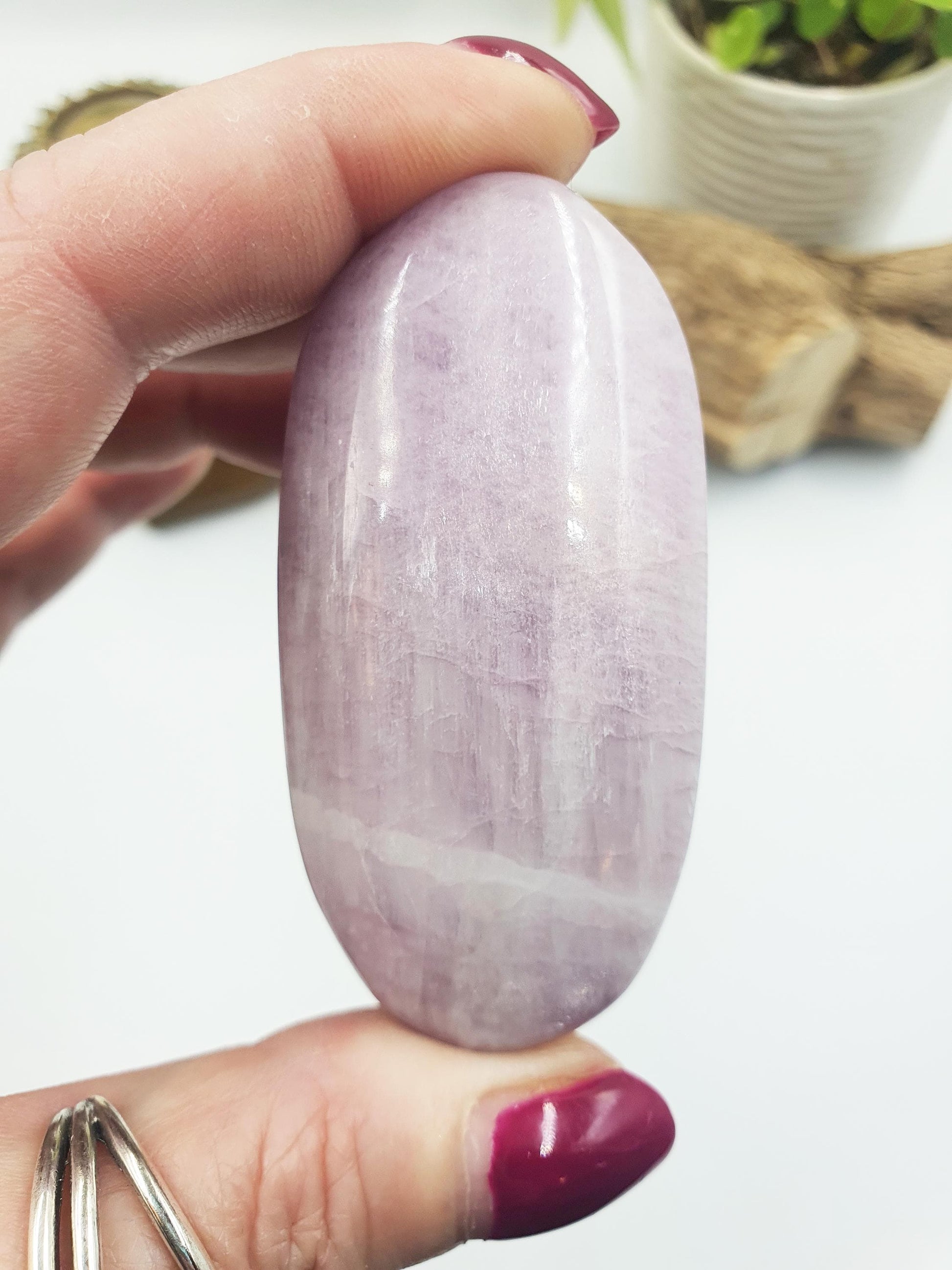 Flashy Kunzite Crystal Palm Stone - Heart Chakra & Emotional Healing Crystal, 80g