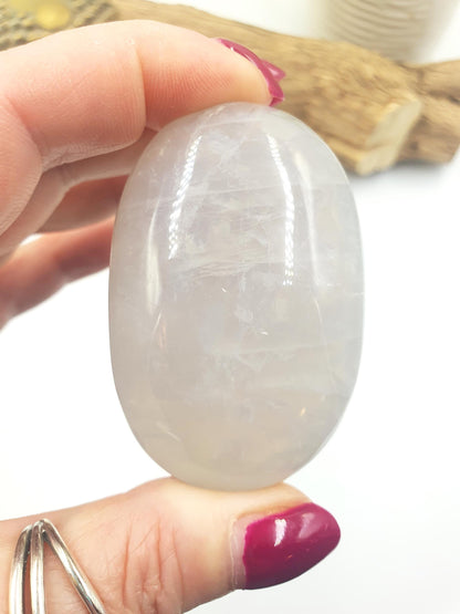 Large Flashy Blue Rose Quartz Palm Stone – Love, Peace & Emotional Healing Crystal, 190g