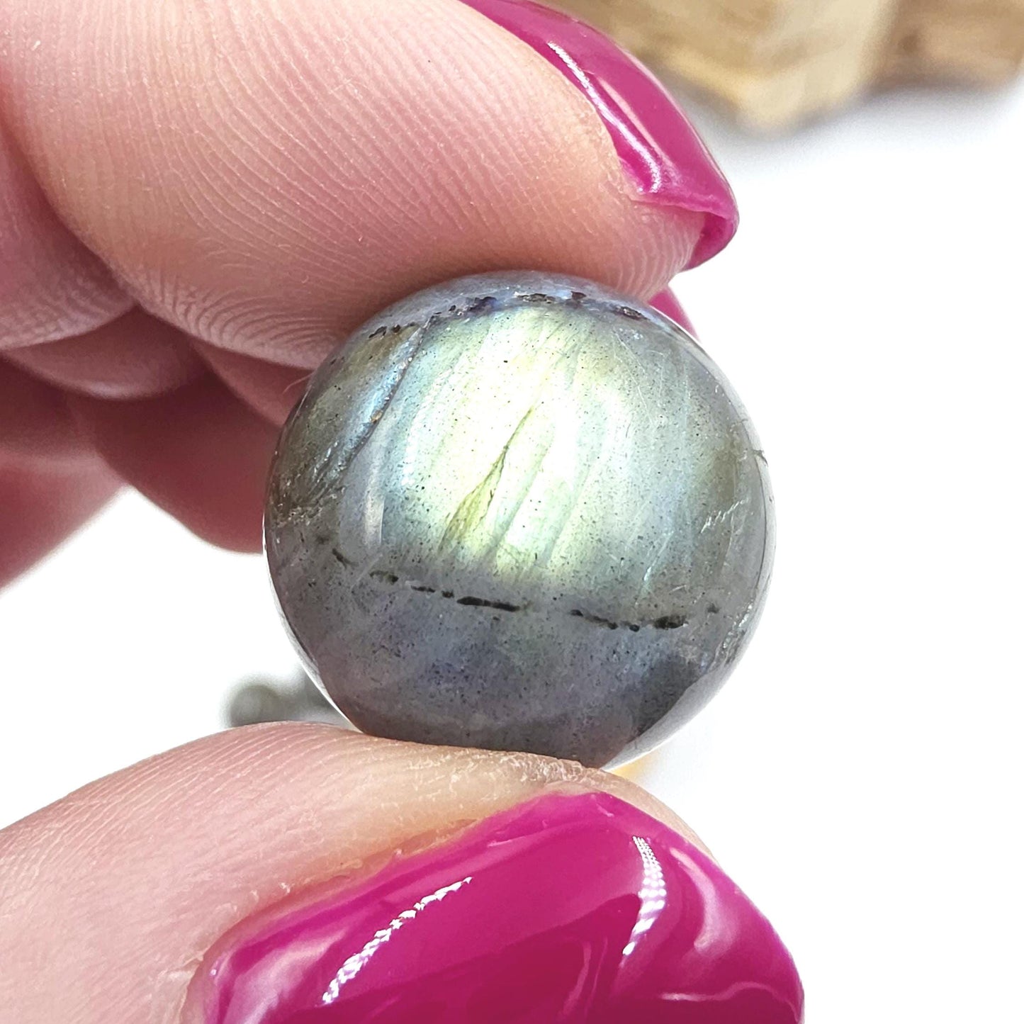 Super Flashy Labradorite Mini Crystal Sphere – Intuition, Protection & Mystical Energy Gemstone