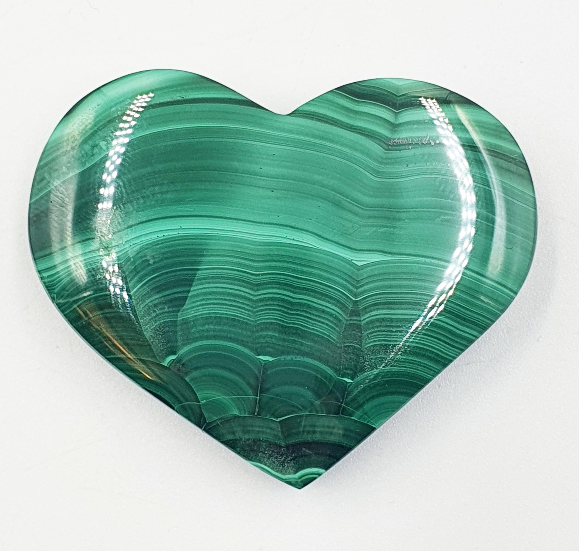 Malachite Crystal Heart – Transformation, Protection & Emotional Healing Crystal Puff Heart Carving, 50g
