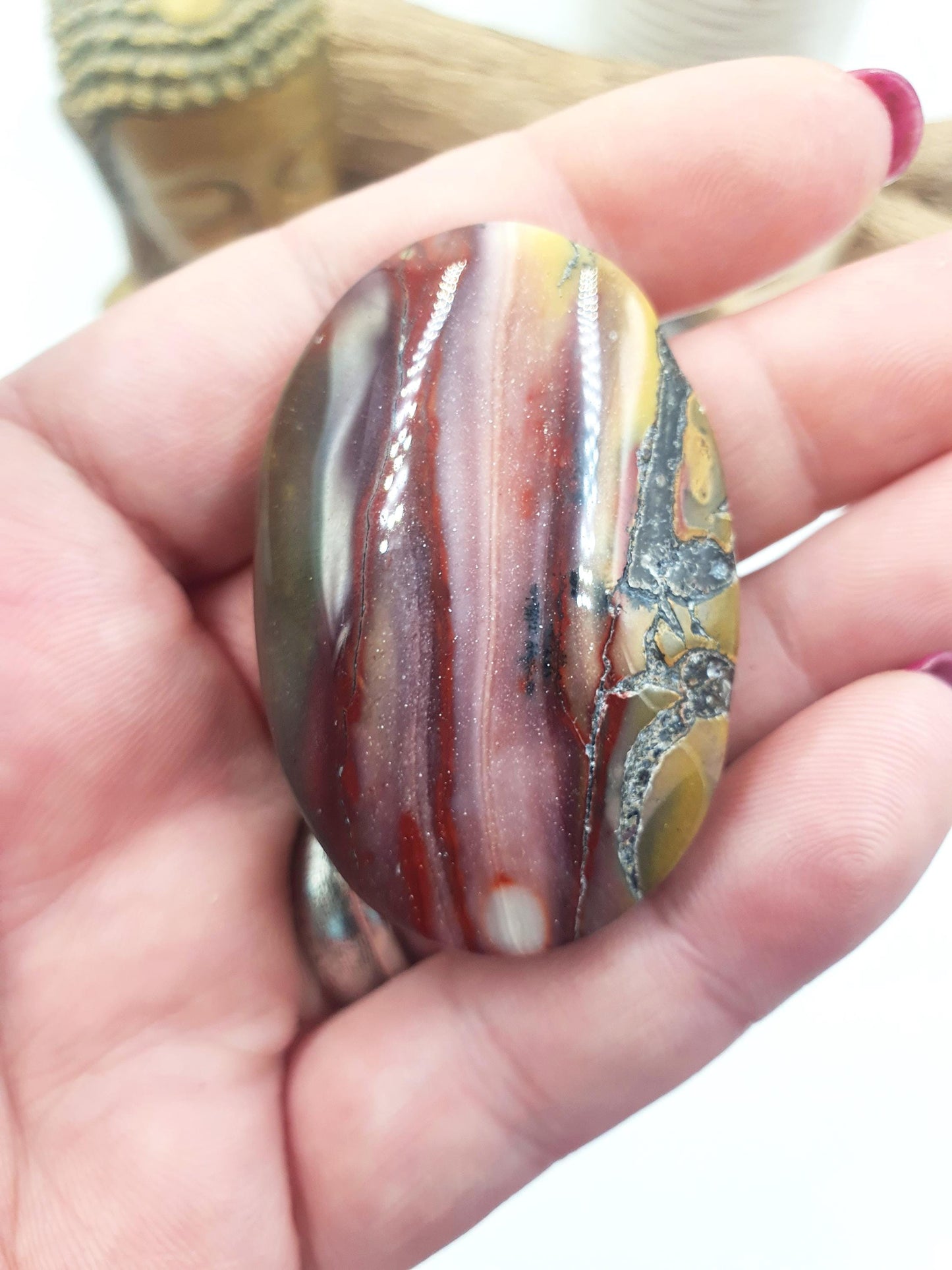 Mookaite Jasper Palm Stone - Grounding and Vitality Healing Crystal - 40g