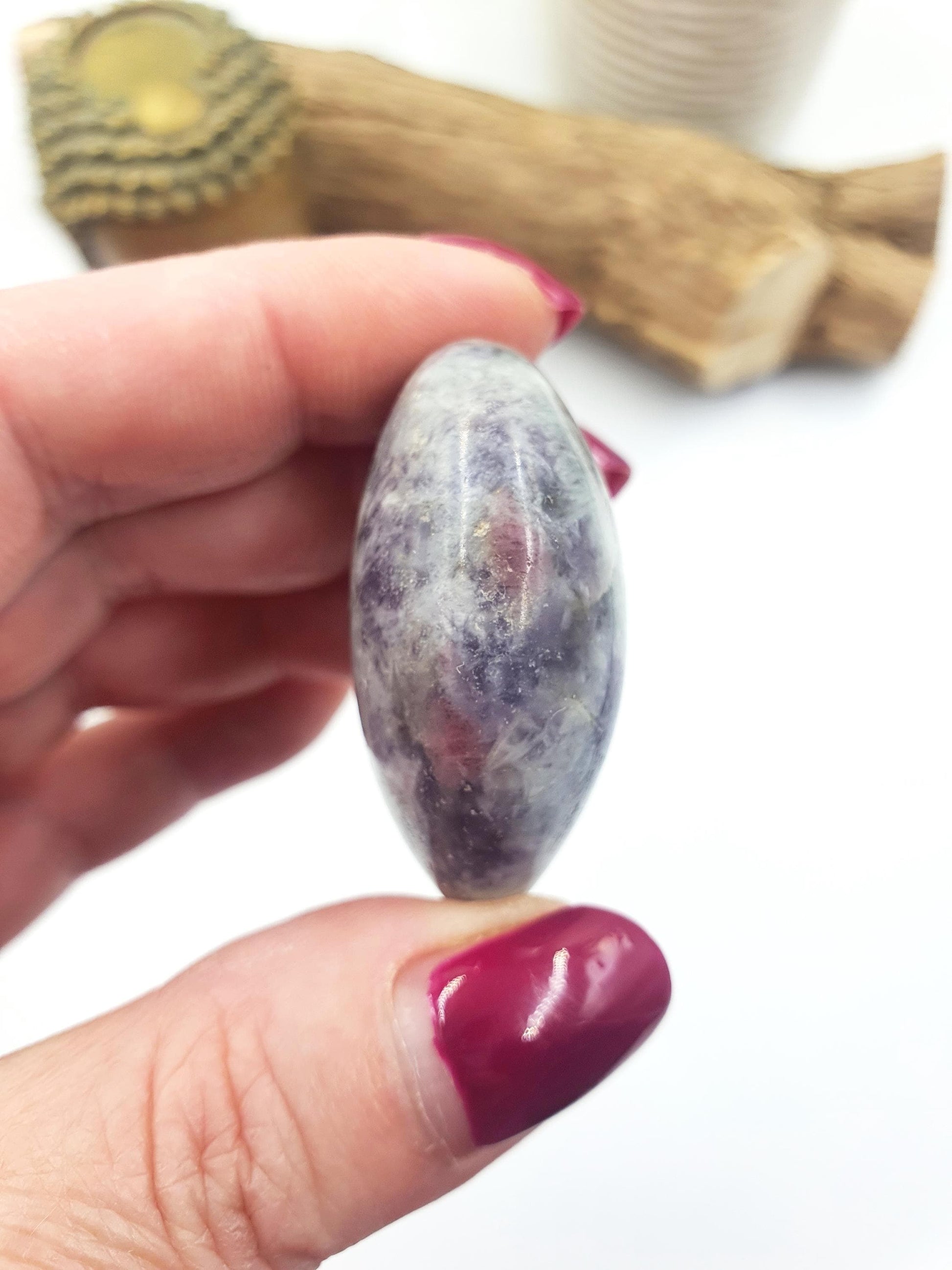 Little Unicorn Stone Palm Stone (Pegmatite) – Calm, Comfort & Emotional Healing Crystal, 40g