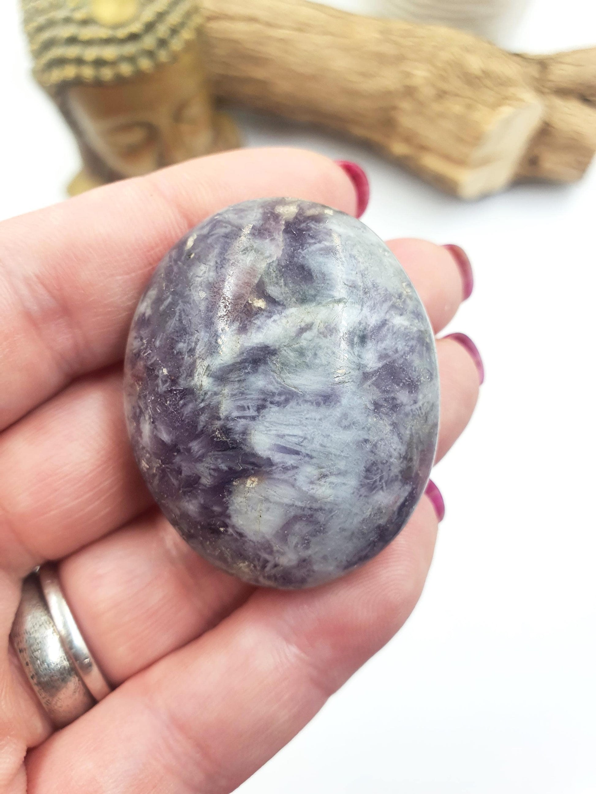 Little Unicorn Stone Palm Stone (Pegmatite) – Calm, Comfort & Emotional Healing Crystal, 40g