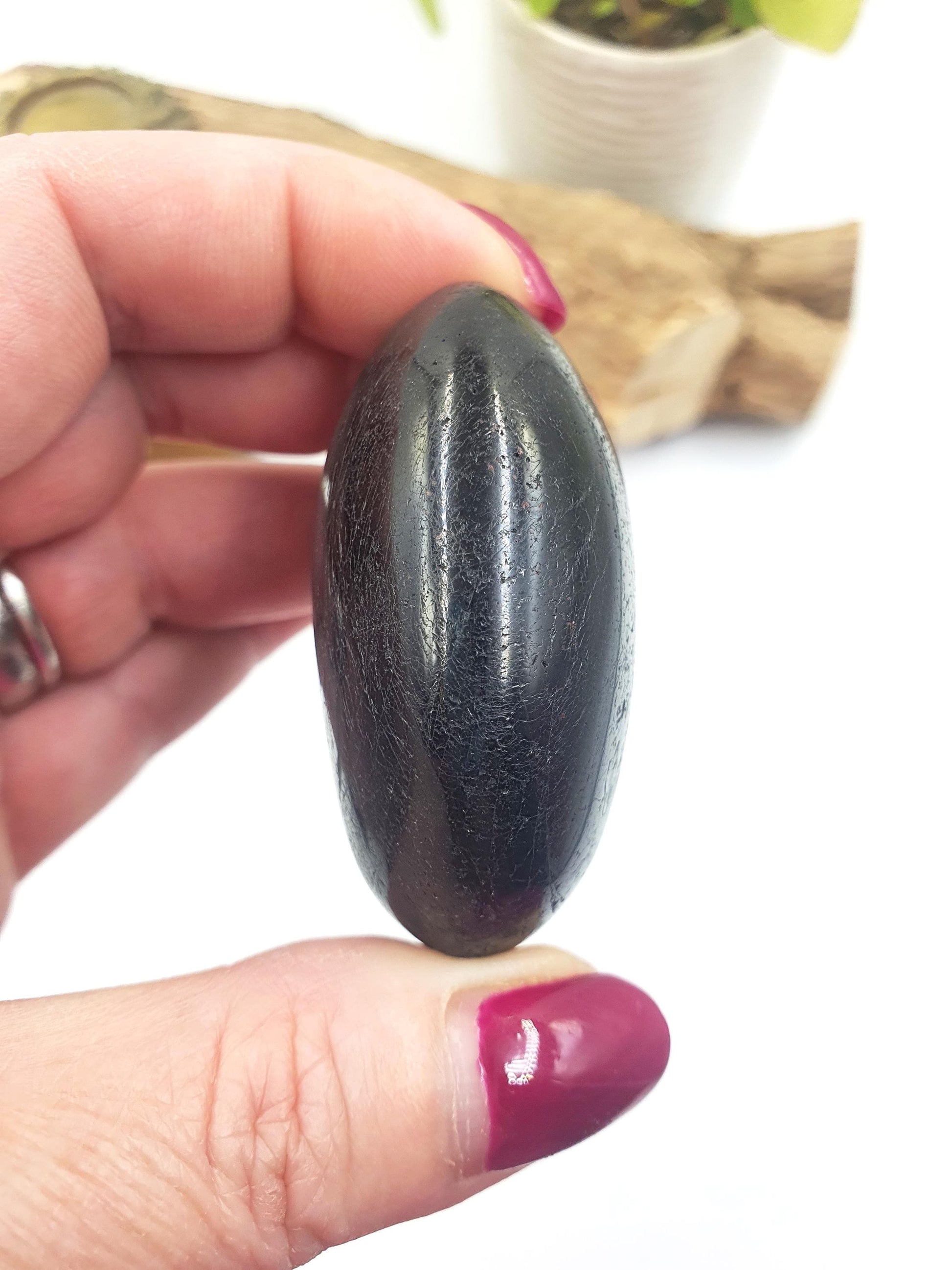 Large Black Tourmaline Palm Stone - Protection & Grounding Healing Crystal, 110g