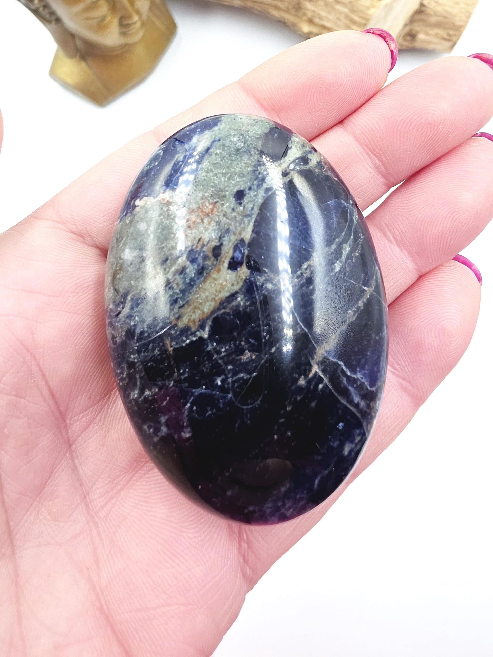 Sodalite Palm Stone – Calm, Mental Clarity & Truth Healing Crystal, 95g