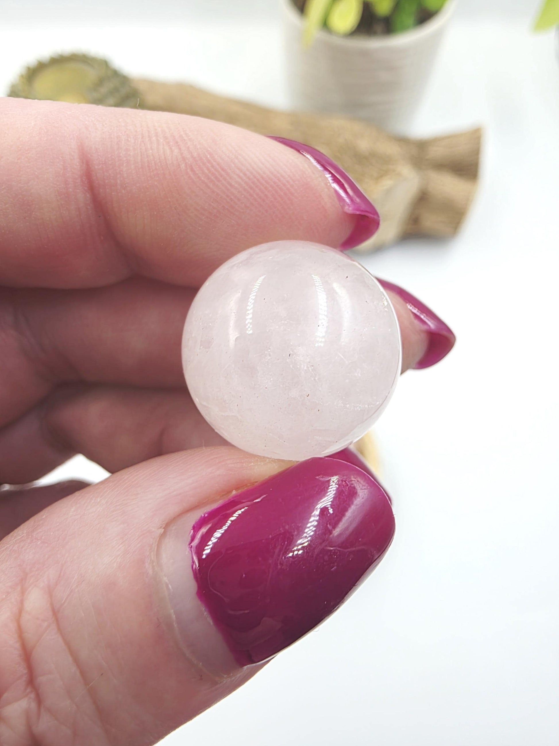 Rose Quartz Mini Crystal Sphere – Love, Calm & Emotional Healing Gemstone, 20mm