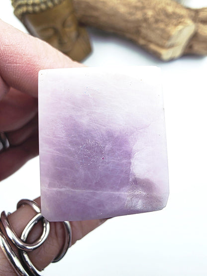Kunzite Crystal Tower - Heart Chakra & Emotional Healing Crystal - 170g