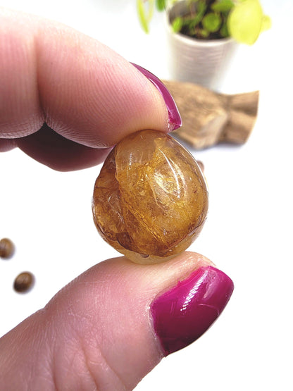 Golden Healer Quartz Tumble Stone – Energy Healing, Positivity & Spiritual Renewal Crystal, approx 2cm