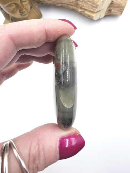 African Bloodstone Palm Stone – Courage, Strength & Vitality Healing Crystal, 60g