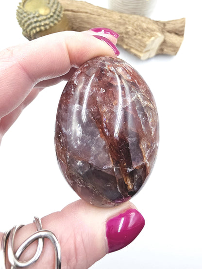 Fire Quartz (Hematoid) Palm Stone with lots of rainbow flashes - Grounding & Vitality Crystal - 120g