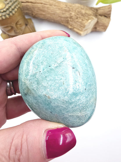 Large Flashy Amazonite Palm Stone – Calm, Communication & Emotional Healing Crystal, 150g