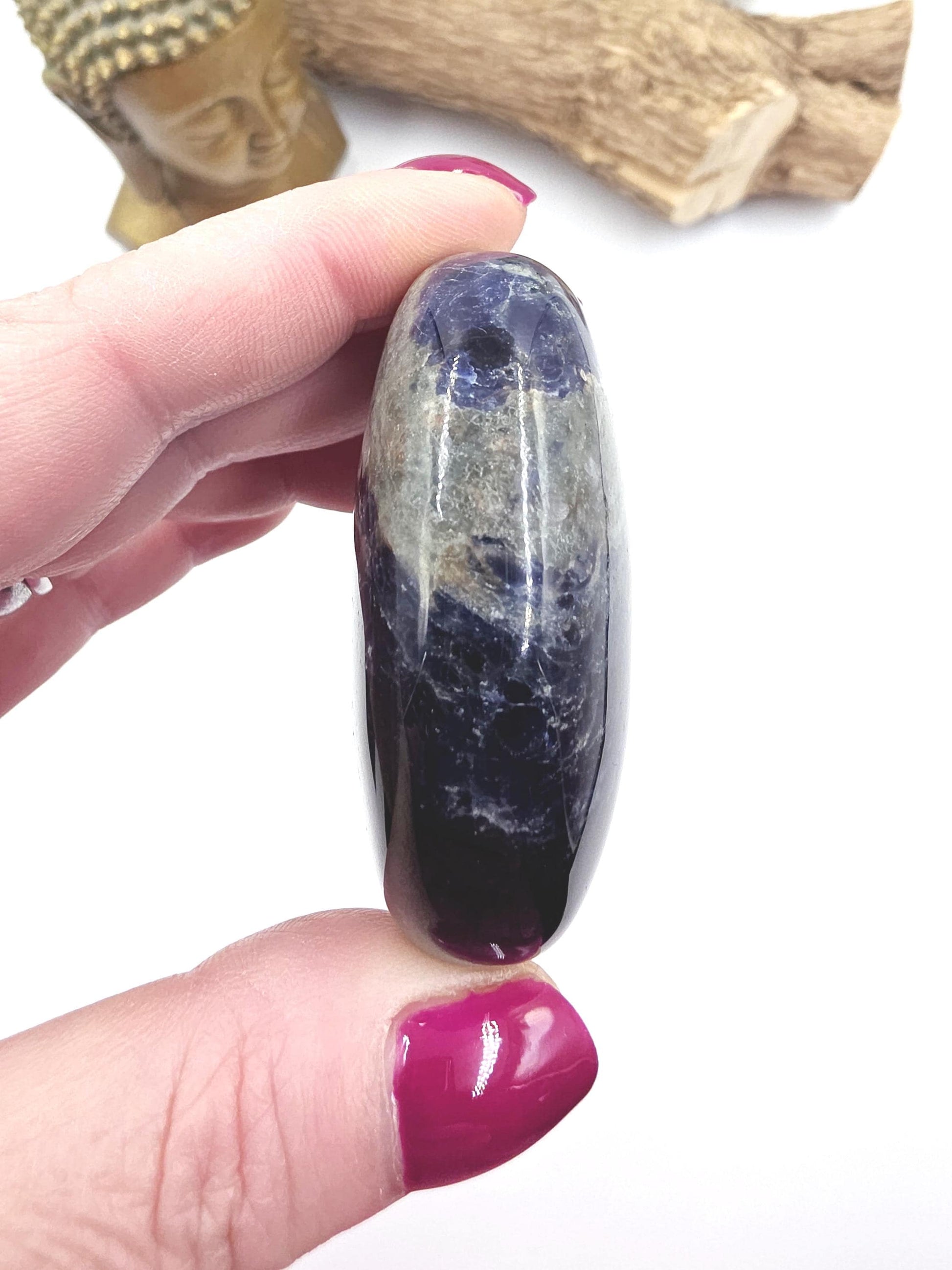Sodalite Palm Stone – Calm, Mental Clarity & Truth Healing Crystal, 95g
