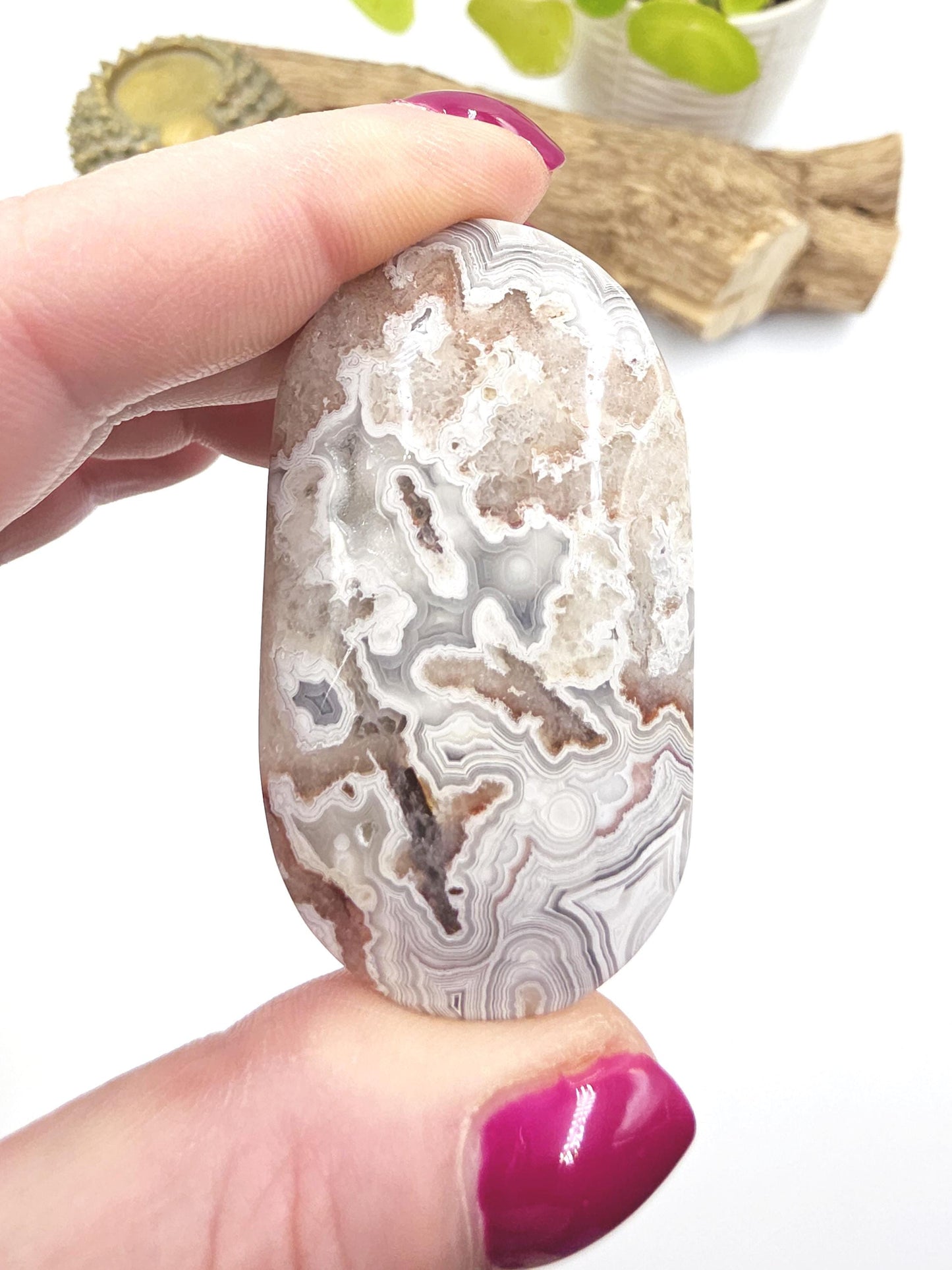 Mexican Crazy Lace Agate Palm Stone – Joy, Stability & Uplifting Energy Crystal, 55g