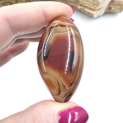 Sardonyx Palm Stone - Strength & Protection Healing, 45g