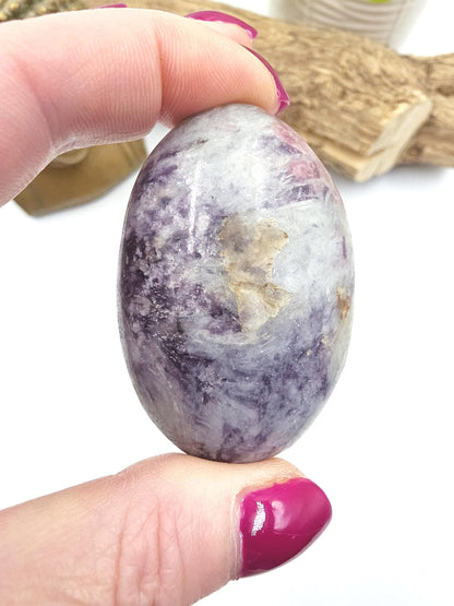 Unicorn Stone Palm Stone (Pegmatite) – Calm, Comfort & Emotional Healing Crystal, 85g