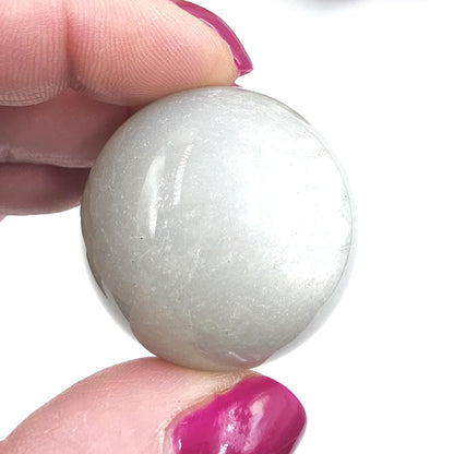 Green Moonstone Sphere – Emotional Balance, Intuition & New Beginnings Crystal Ball, 35mm