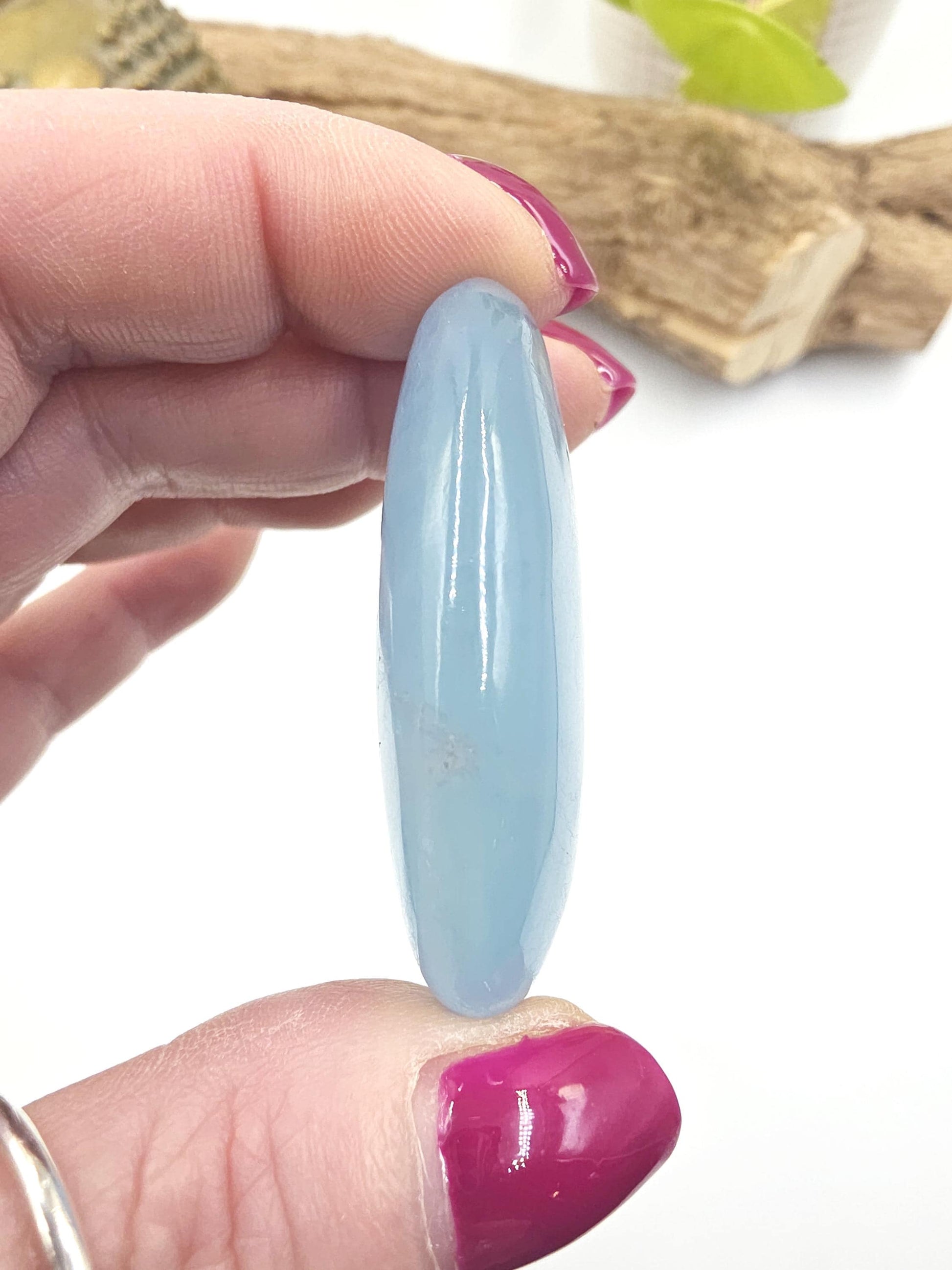High Grade Aquamarine Palm Stone – Calm, Courage & Emotional Clarity Crystal, 45g