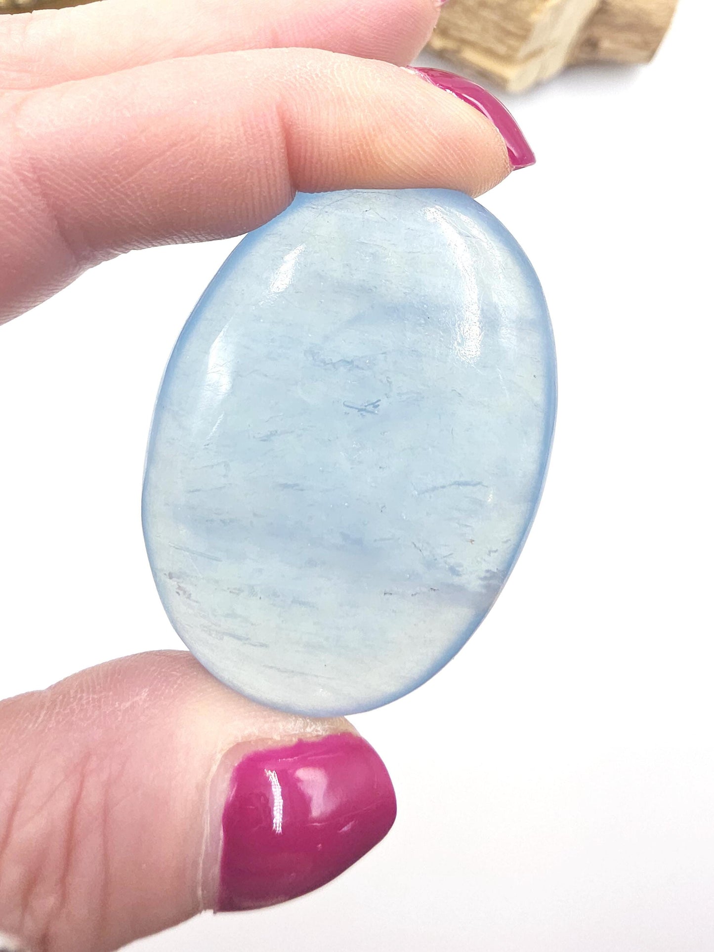 High Grade Aquamarine Palm Stone – Calm, Courage & Emotional Clarity Crystal, 45g