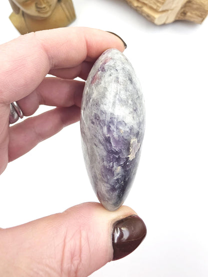 Unicorn Stone Palm Stone (Pegmatite) – Calm, Comfort & Emotional Healing Crystal, 125g