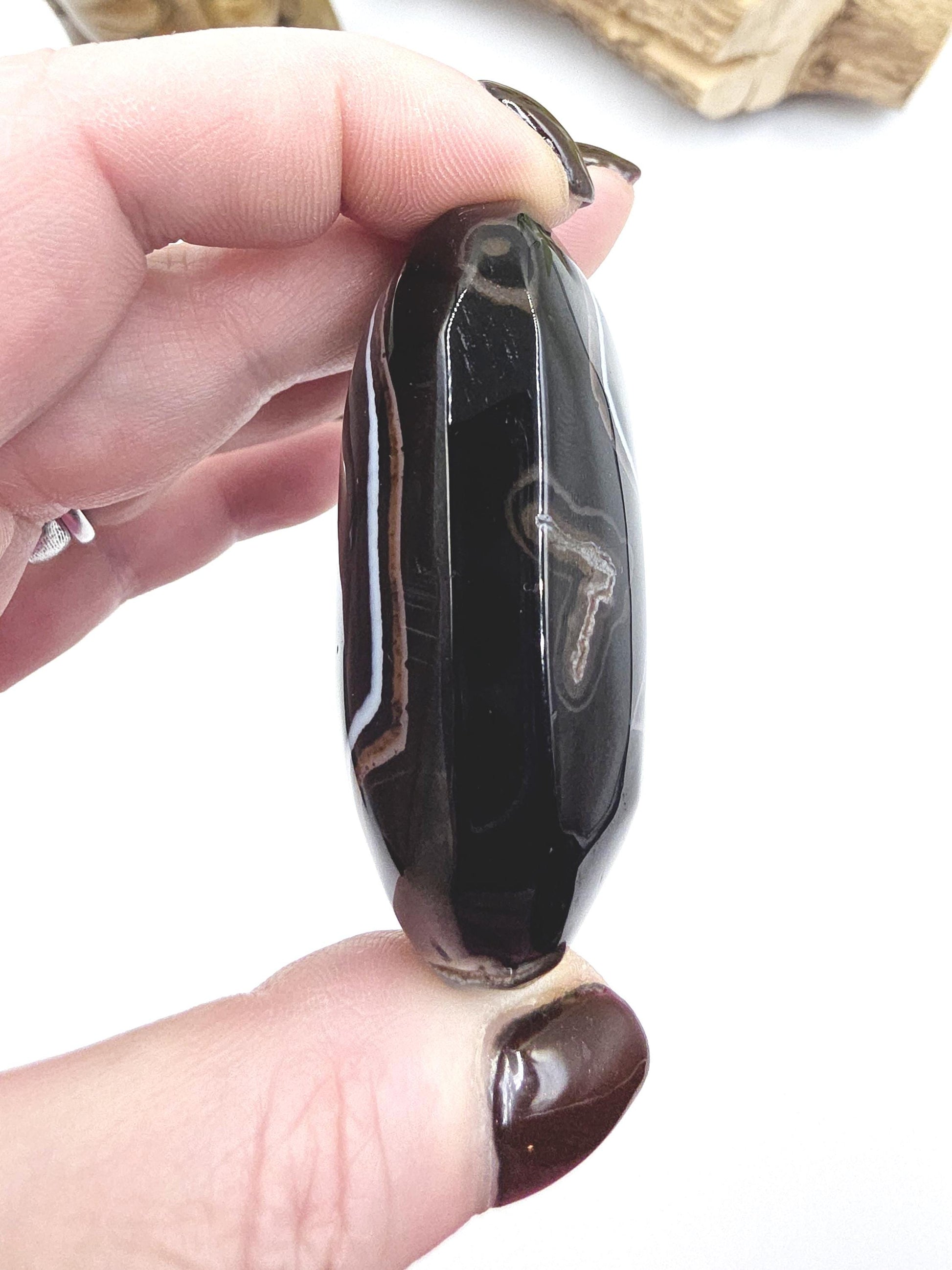 Black Banded Agate Palm Stone – Grounding, Protection & Emotional Stability Crystal, 100g