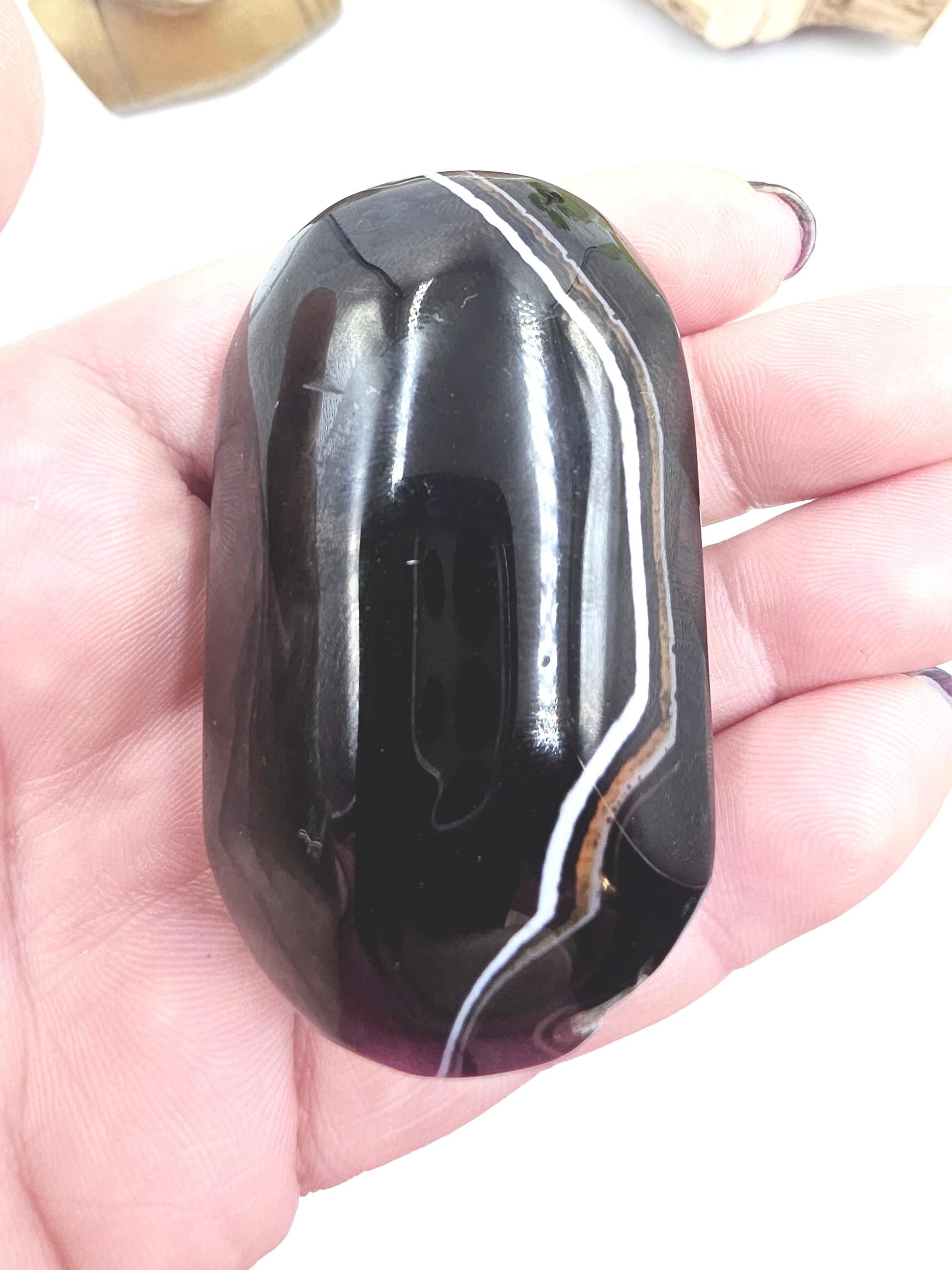 Black Banded Agate Palm Stone – Grounding, Protection & Emotional Stability Crystal, 100g
