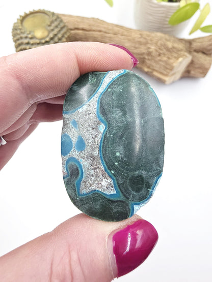 Chrysocolla & Malachite Palm Stone – Healing, Transformation and Emotional Balance Crystal, 70g