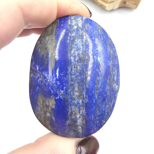 Large Lapis Lazuli Palm Stone - Meditation Reiki Crystal -125g