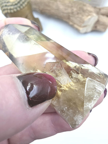 Citrine Point - Natural Manifestation & Abundance Healing Crystal - 70g
