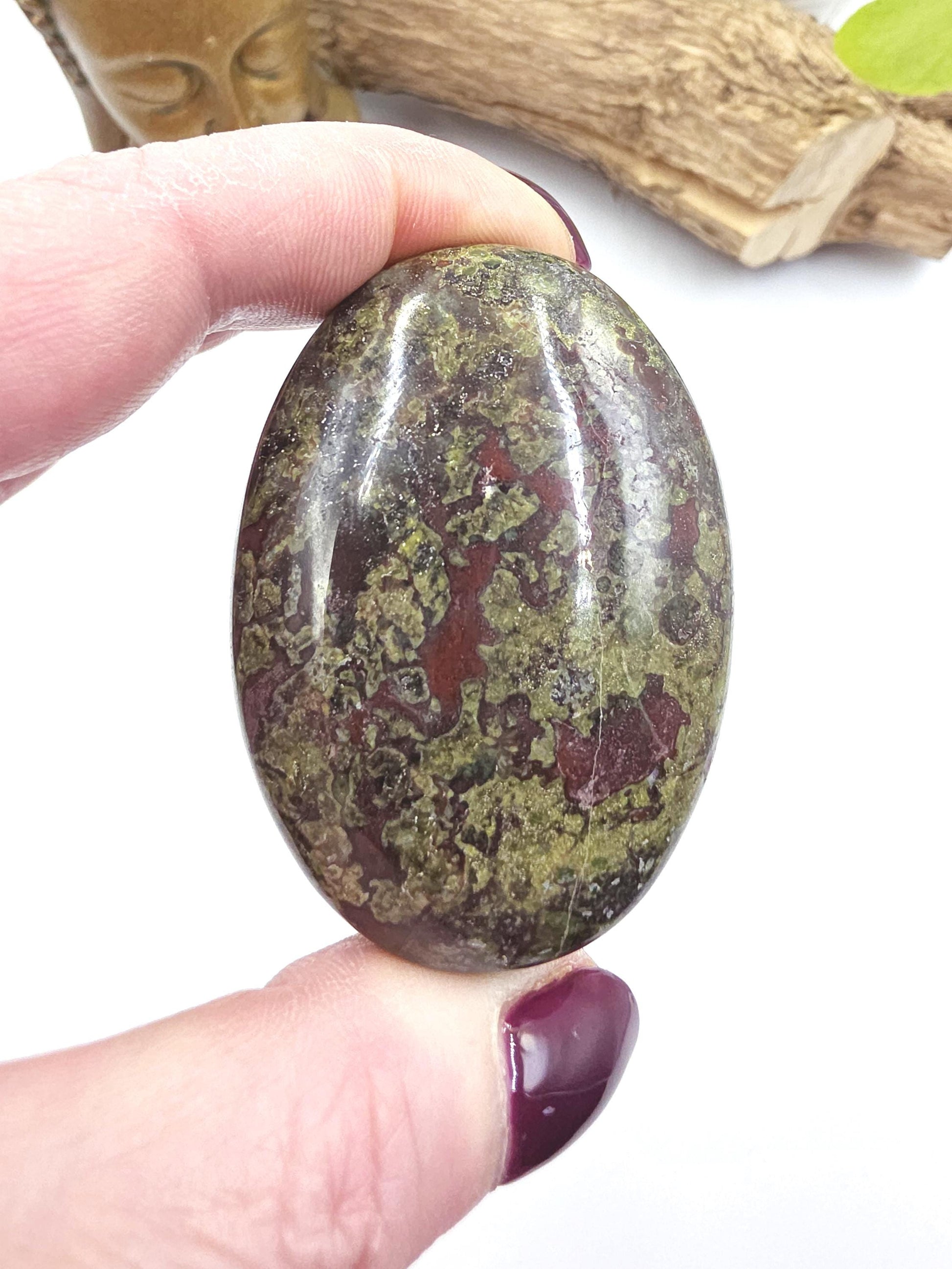 Large Dragon's Blood Palm Stone - Courage & Vitality Healing Crystal, 130g
