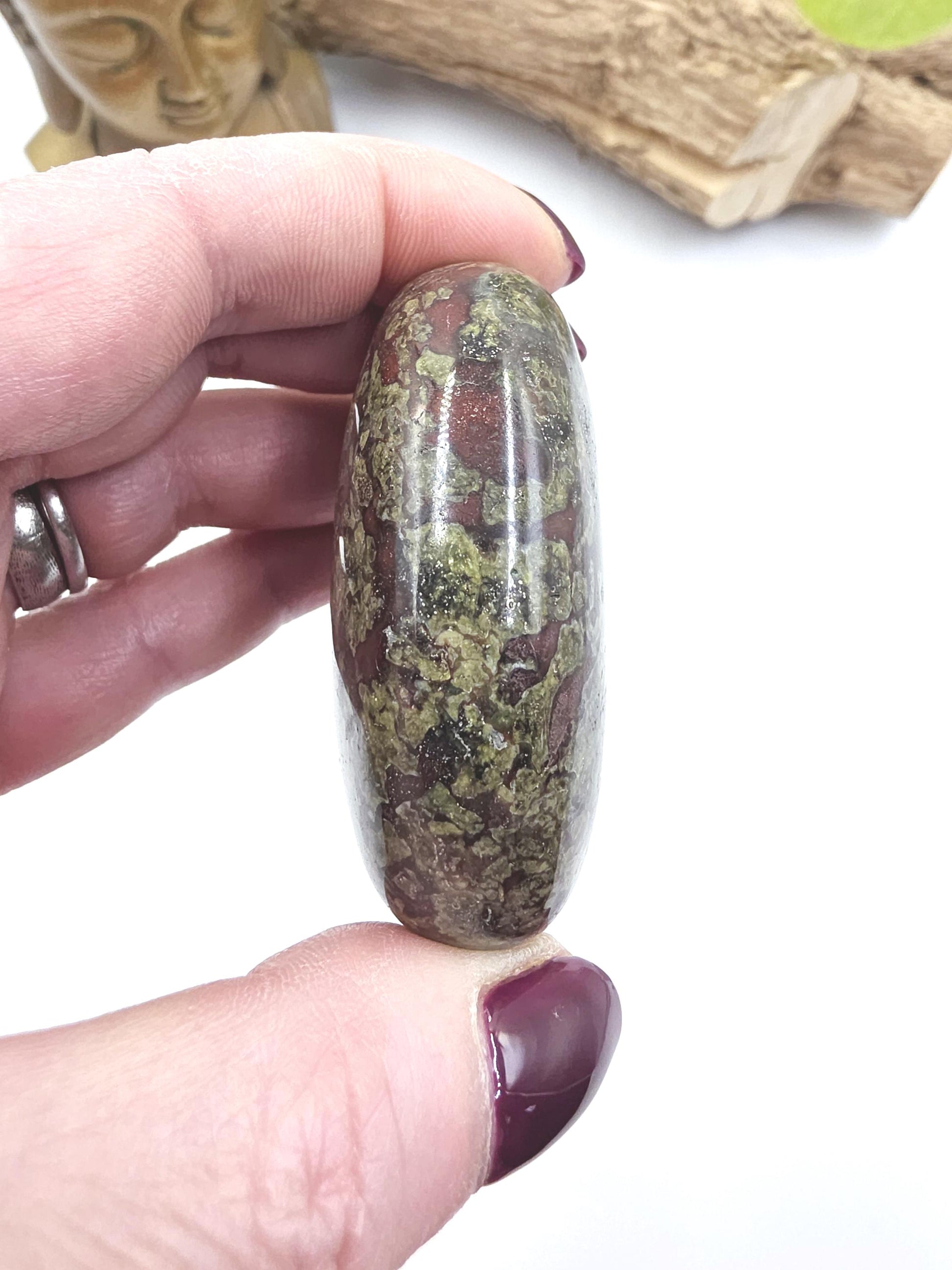 Large Dragon's Blood Palm Stone - Courage & Vitality Healing Crystal, 130g