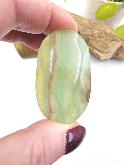 Green Fluorite Palm Stone - Focus and Clarity Healing Crystal - 50g