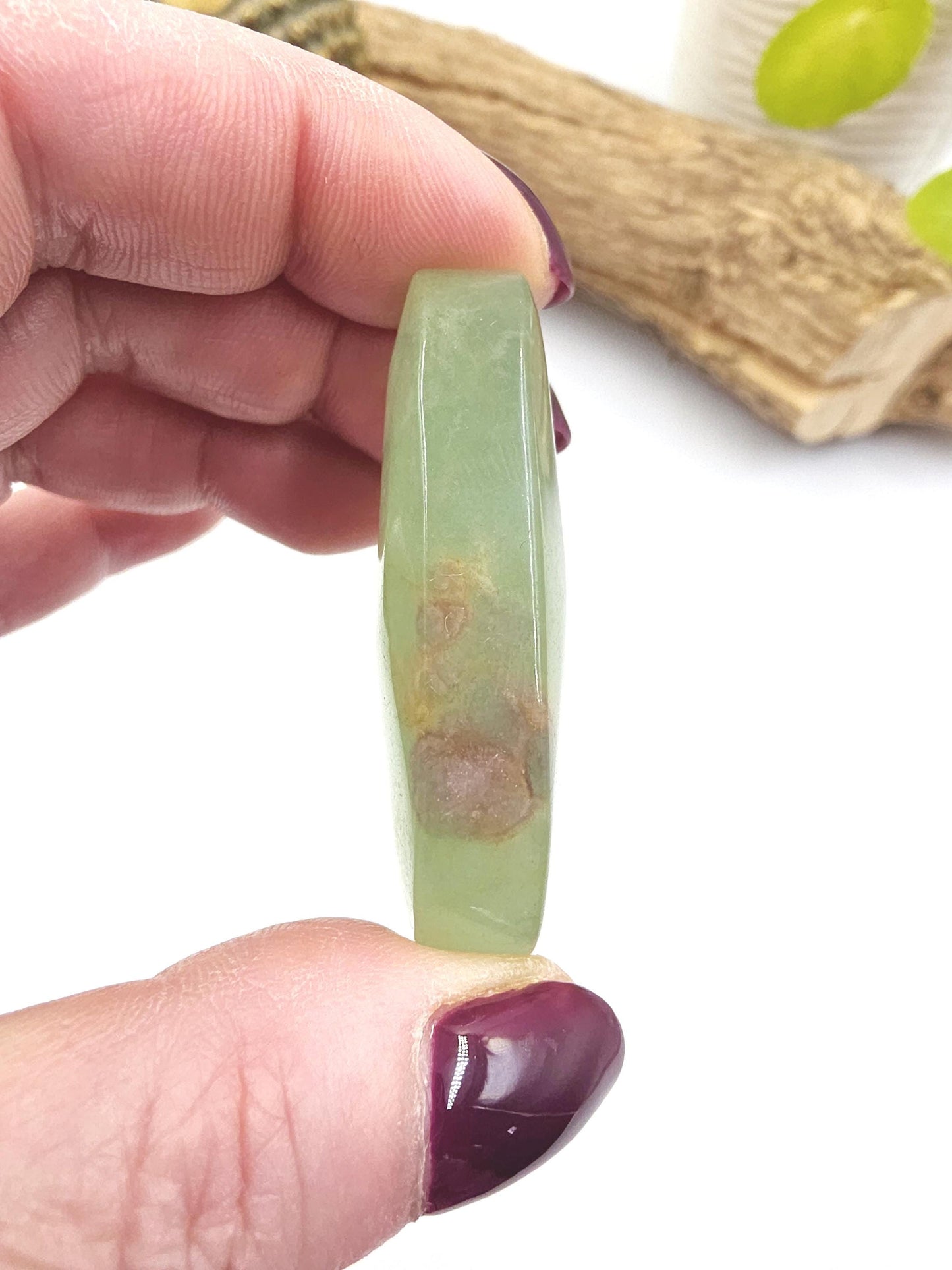 Green Fluorite Palm Stone - Focus and Clarity Healing Crystal - 50g