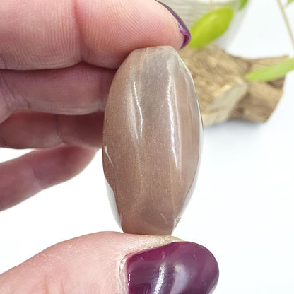Little Flashy Moonstone & Sunstone Palm Stone – Balance, Confidence and Intuition Crystal, 35g