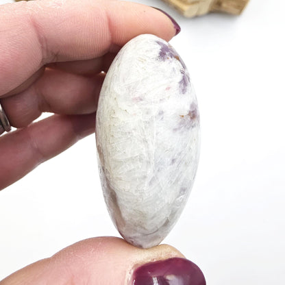 Sparkly Unicorn Stone Palm Stone (Pegmatite) – Calm, Comfort & Emotional Healing Crystal, 90g