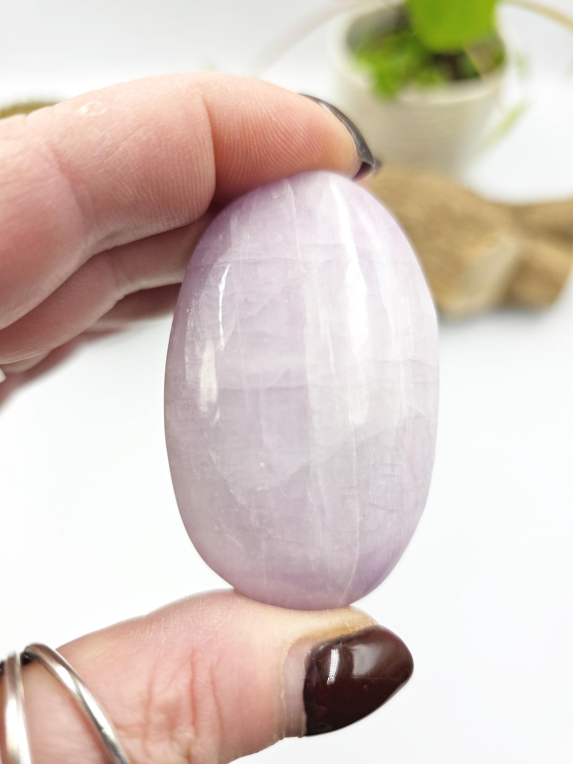 Flashy Kunzite Crystal Palm Stone - Heart Chakra & Emotional Healing Crystal, 80g