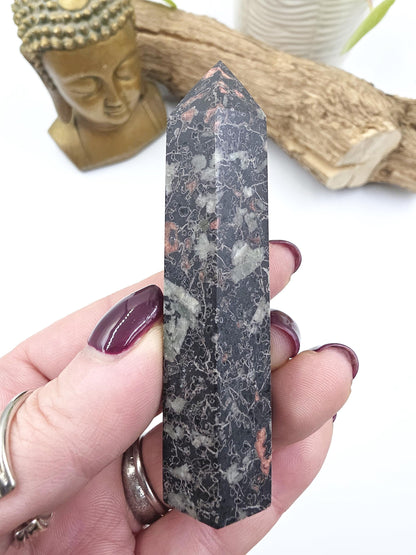Plum Jade Tower – Emotional Balance, Calm Strength & Heart Healing Crystal Point, 8.5cm