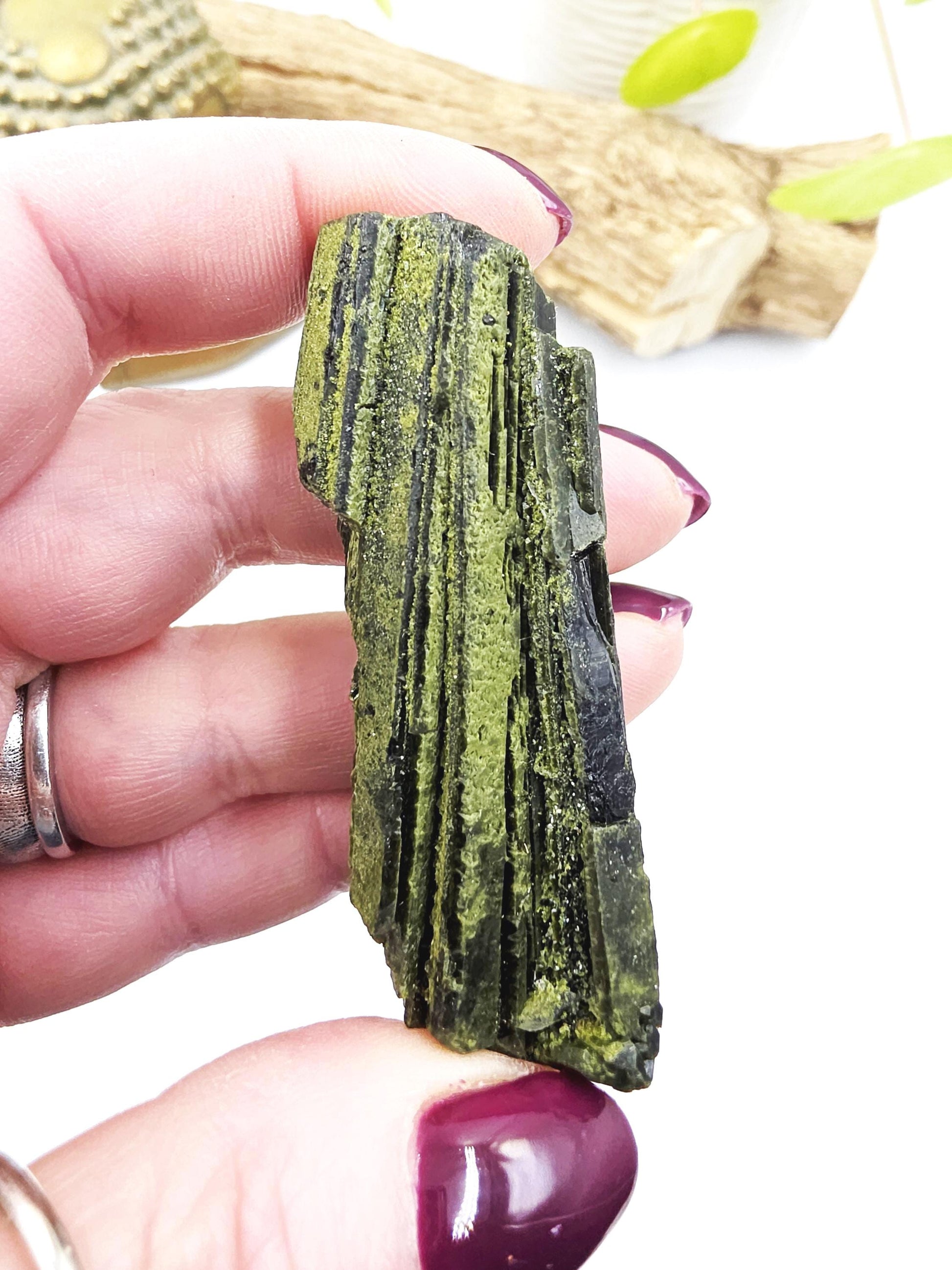 Raw Epidote Crystal Specimen - Growth & Transformation Healing Crystal - 65g