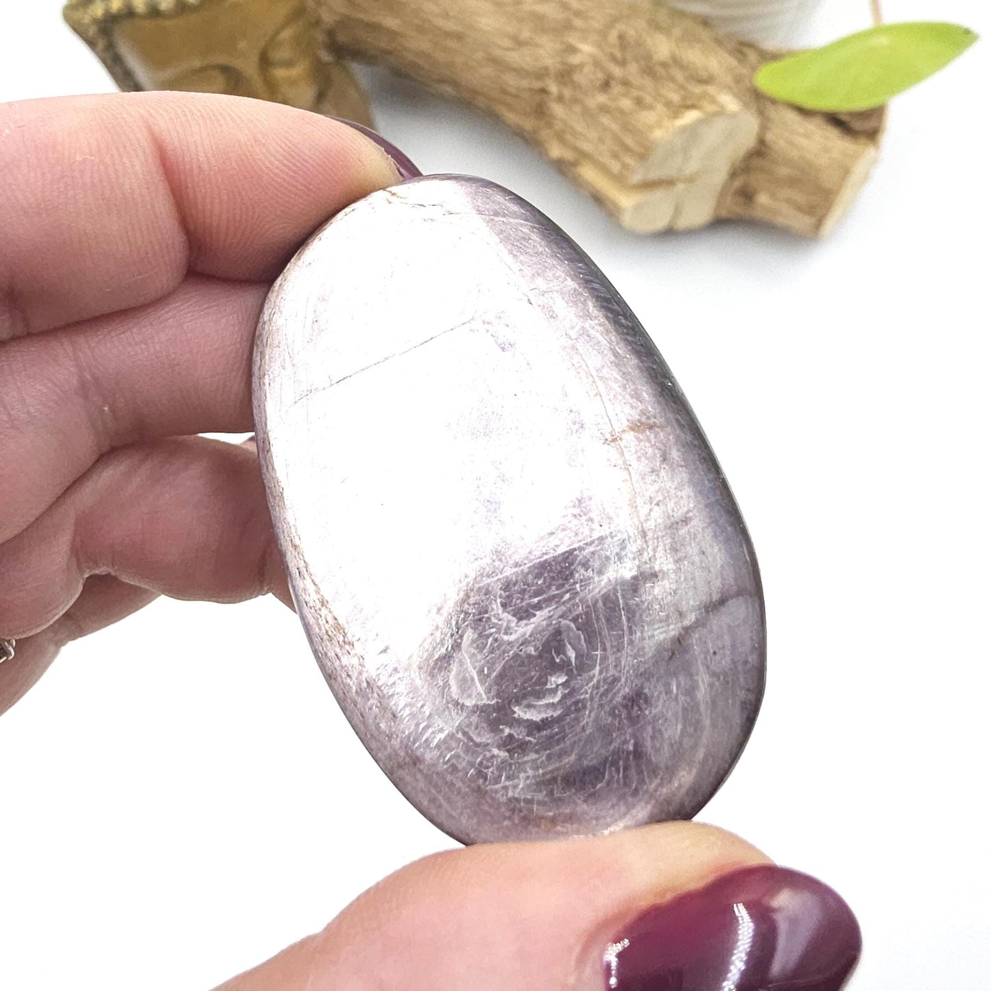 Purple Mica Palm Stone - Insight & Transformation Healing Crystal, 50g