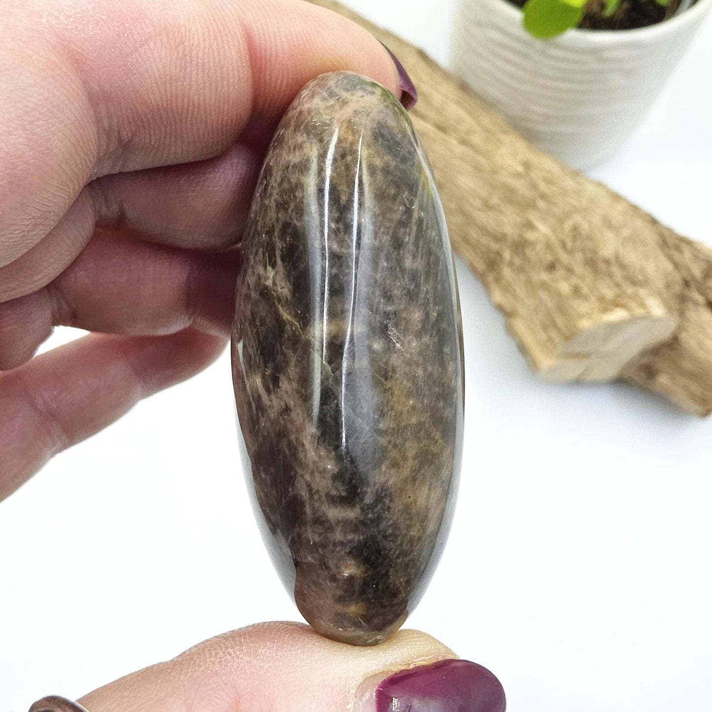 Black Moonstone Palm Stone – Intuition, Emotional Balance & Protective Grounding Crystal, 75g