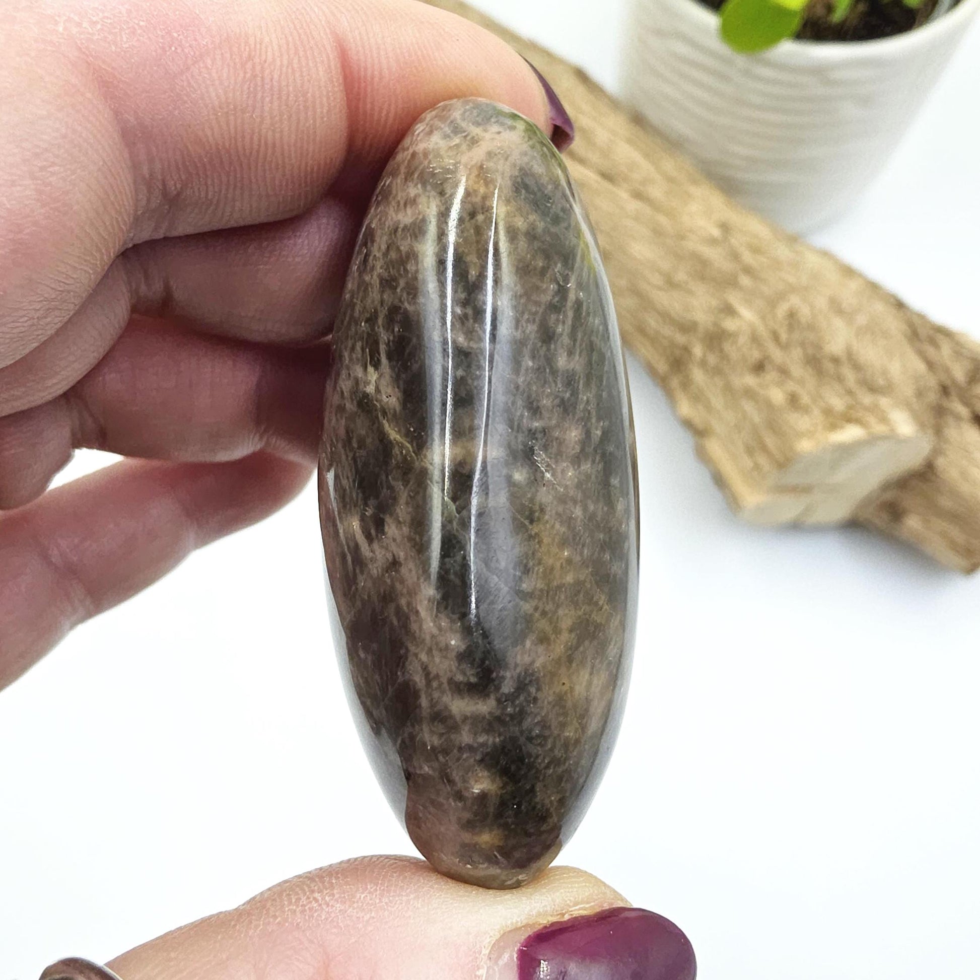 Black Moonstone Palm Stone – Intuition, Emotional Balance & Protective Grounding Crystal, 75g