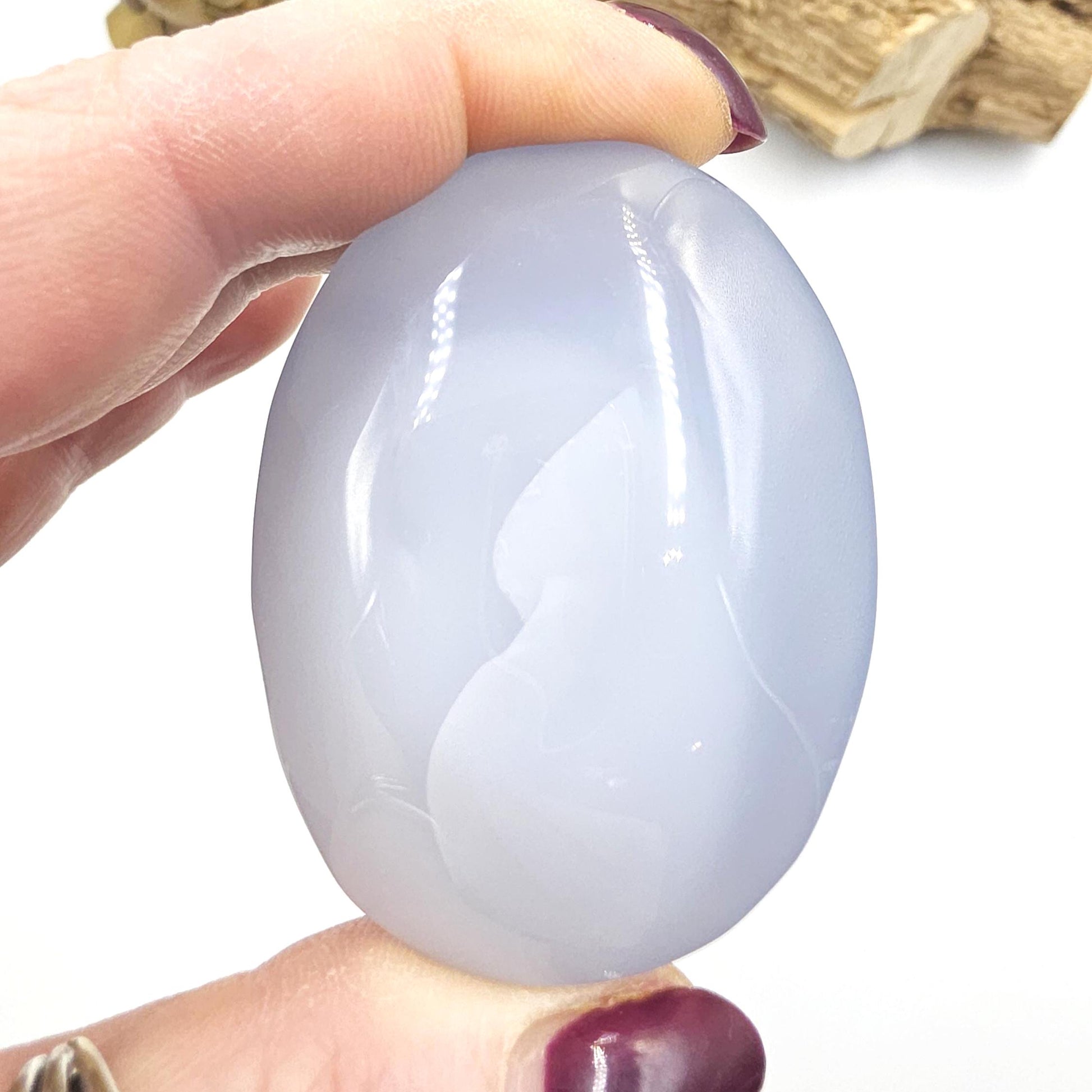 Blue Chalcedony Palm Stone - Calming & Communication Healing Crystal, 85g