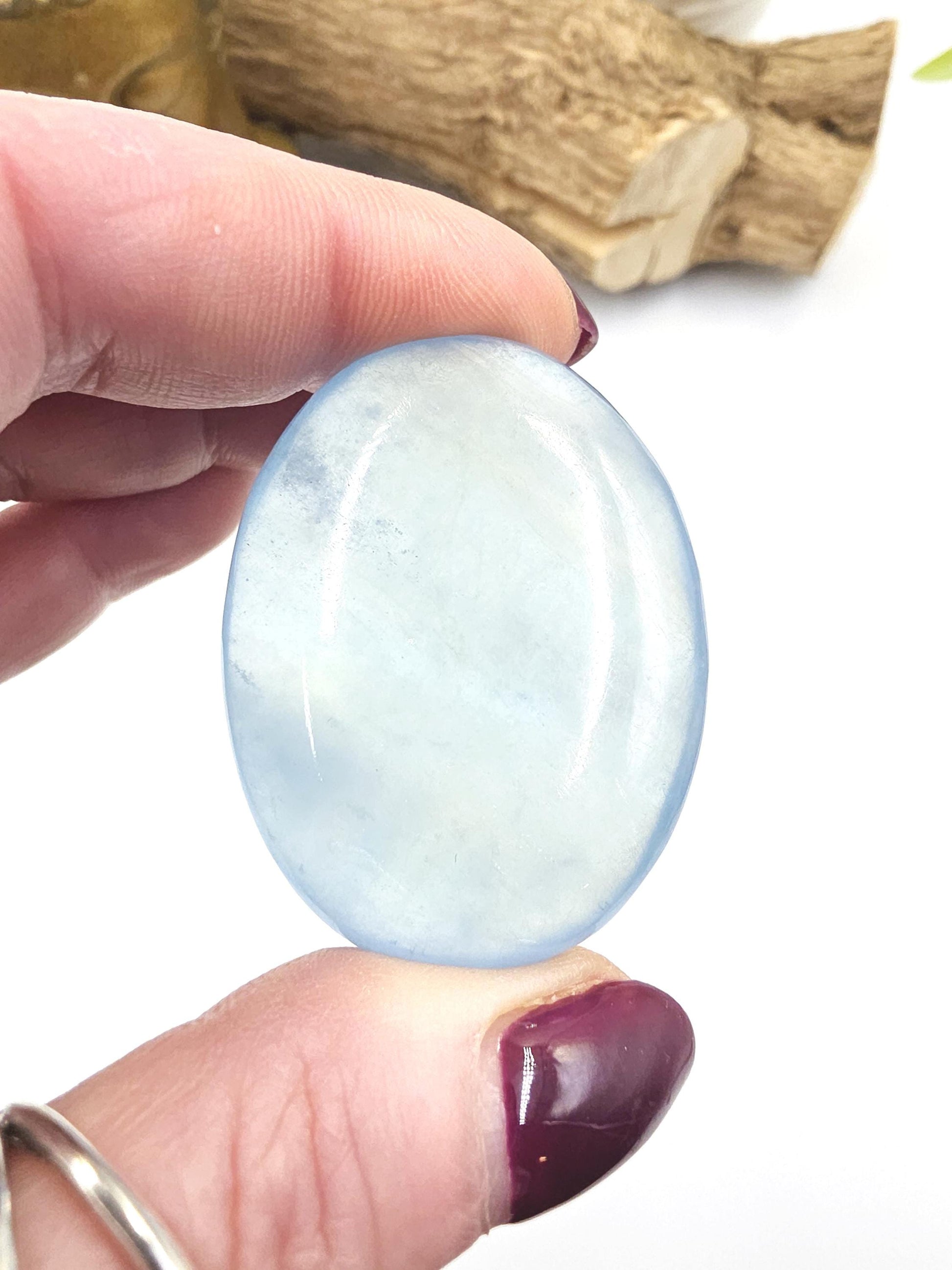 High Grade Aquamarine Palm Stone – Calm, Courage & Emotional Clarity Crystal, 40g