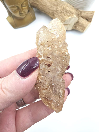 Petroleum Quartz Enhydro Specimen (UV Reactive) – Rare Earth Energy & Natural Oil Inclusion Crystal, 55g